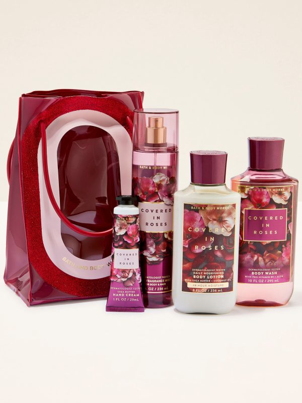 Gift Set  Covered In Roses