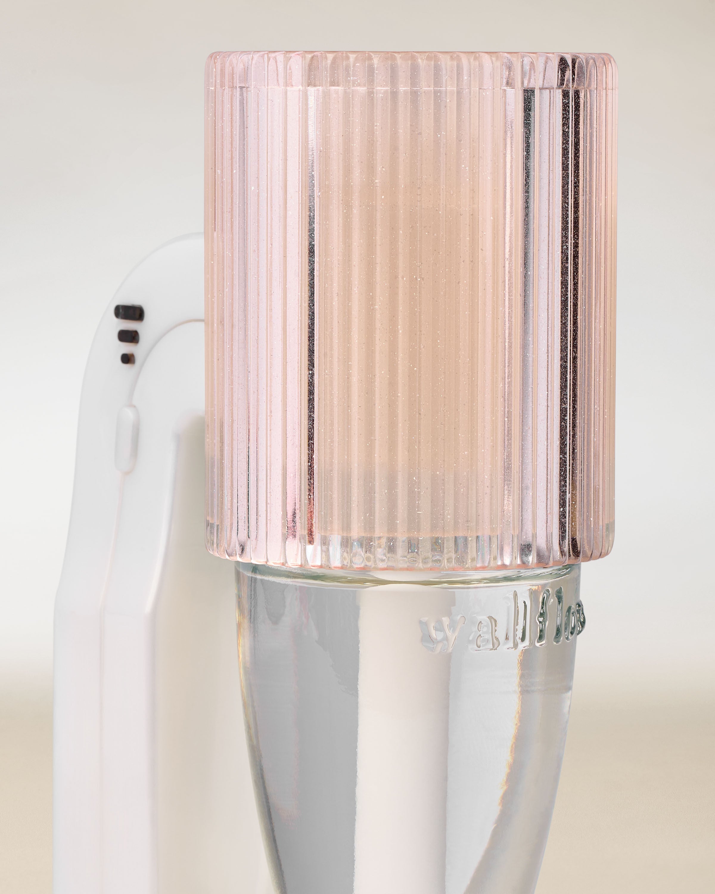 Wallflowers Fragrance Plug Champagne Sparkly Fluted Scent Control™ Nightlight - Image 2