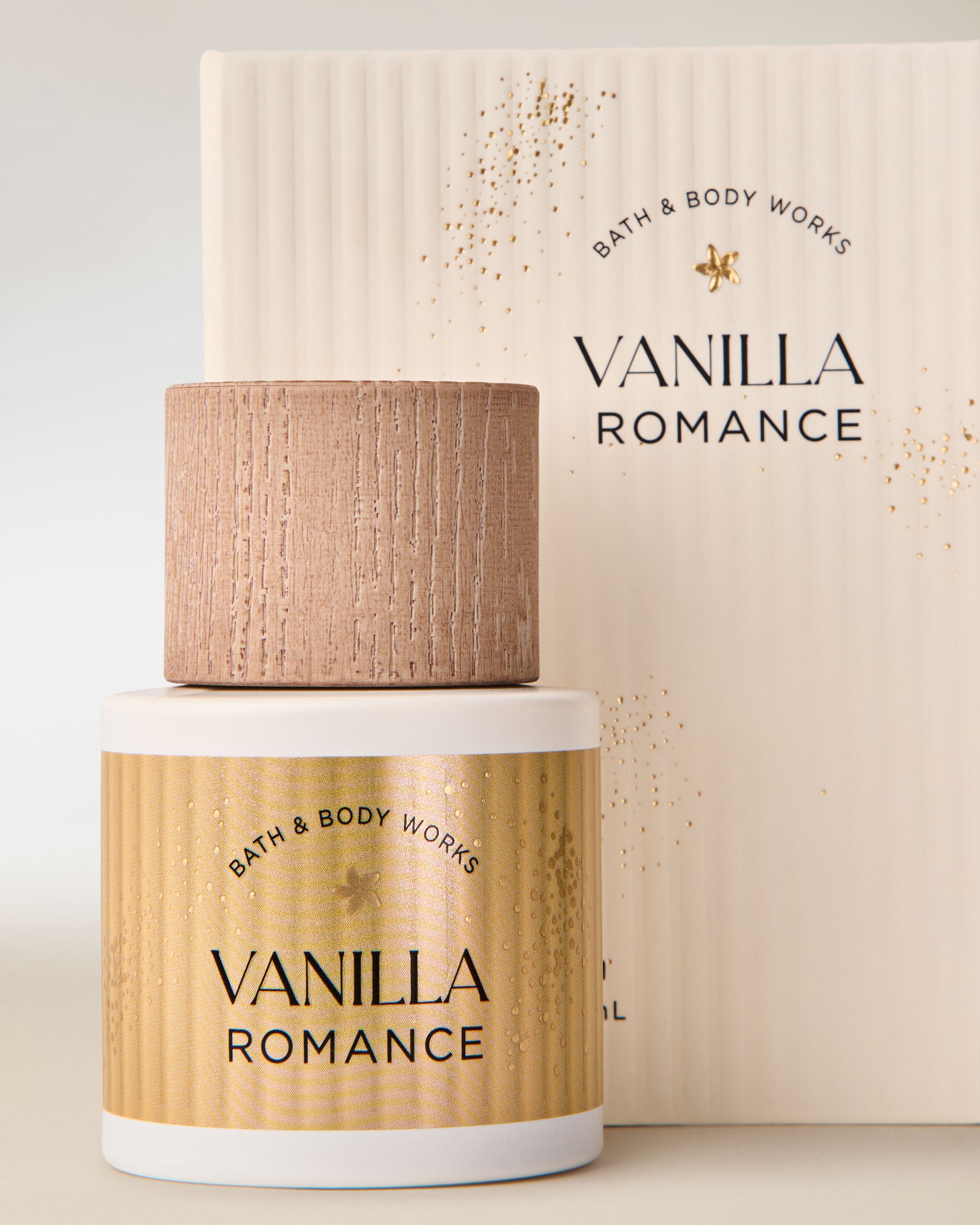 Eau De Parfum Vanilla Romance 1.7 fl oz / 50 mL - Image 2