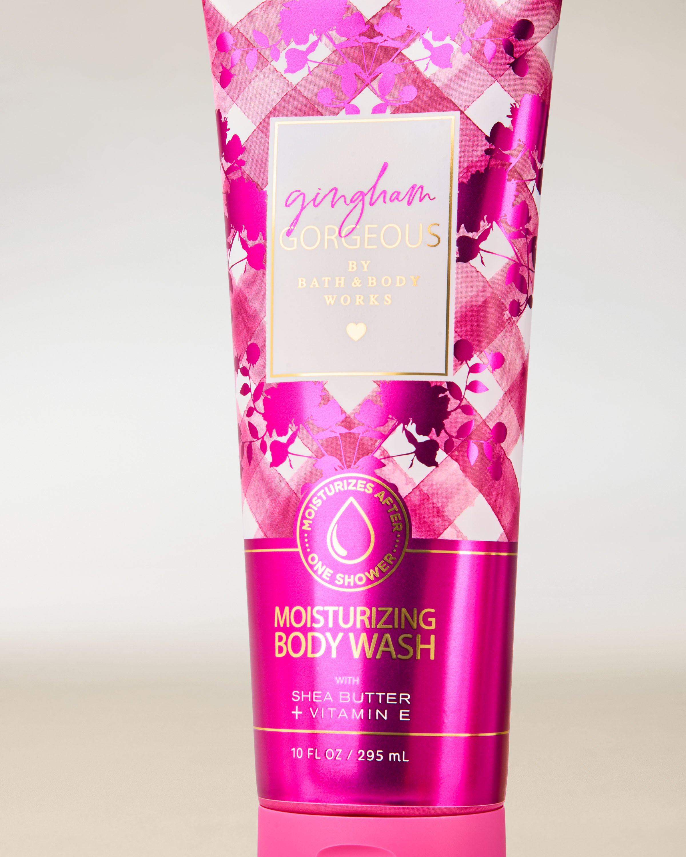Moisturizing Body Wash Gingham Gorgeous 10 fl oz / 295 ml - Image 2