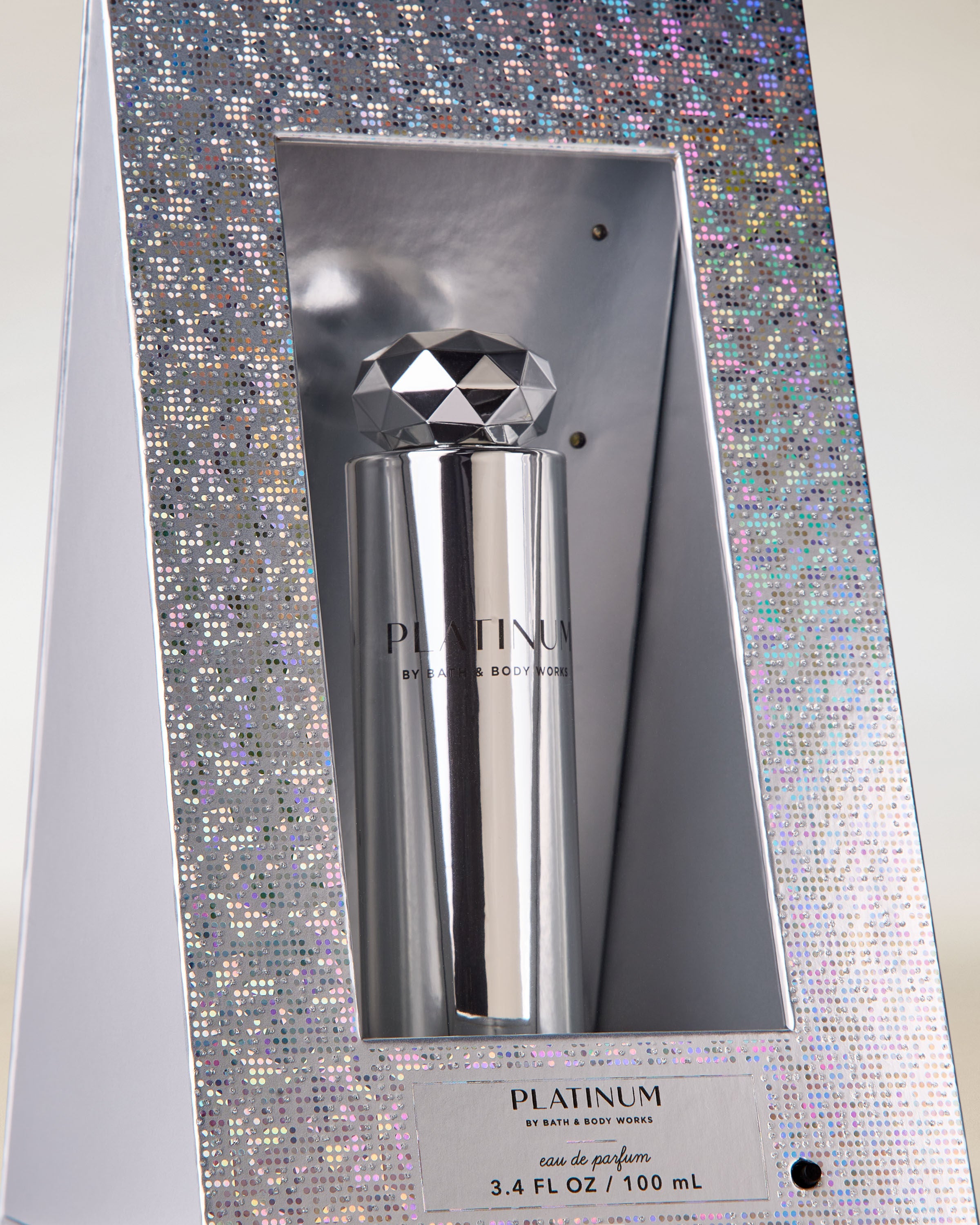 Eau De Parfum Platinum 3.4 fl oz / 100 mL - Image 7