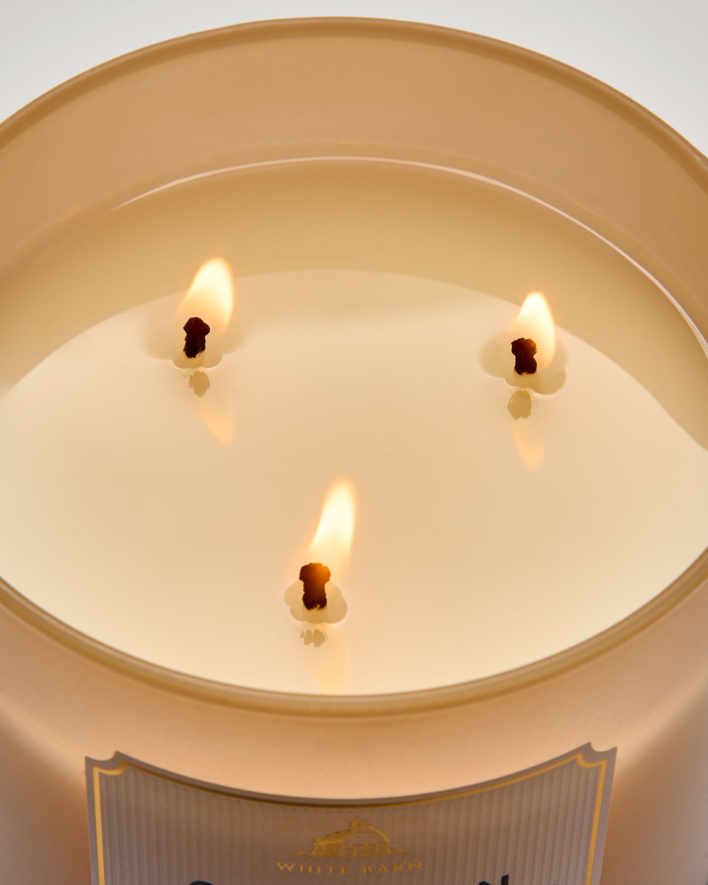 3-Wick Candle Cinnamon Spiced Vanilla 14.5 oz / 411 g - Image 5