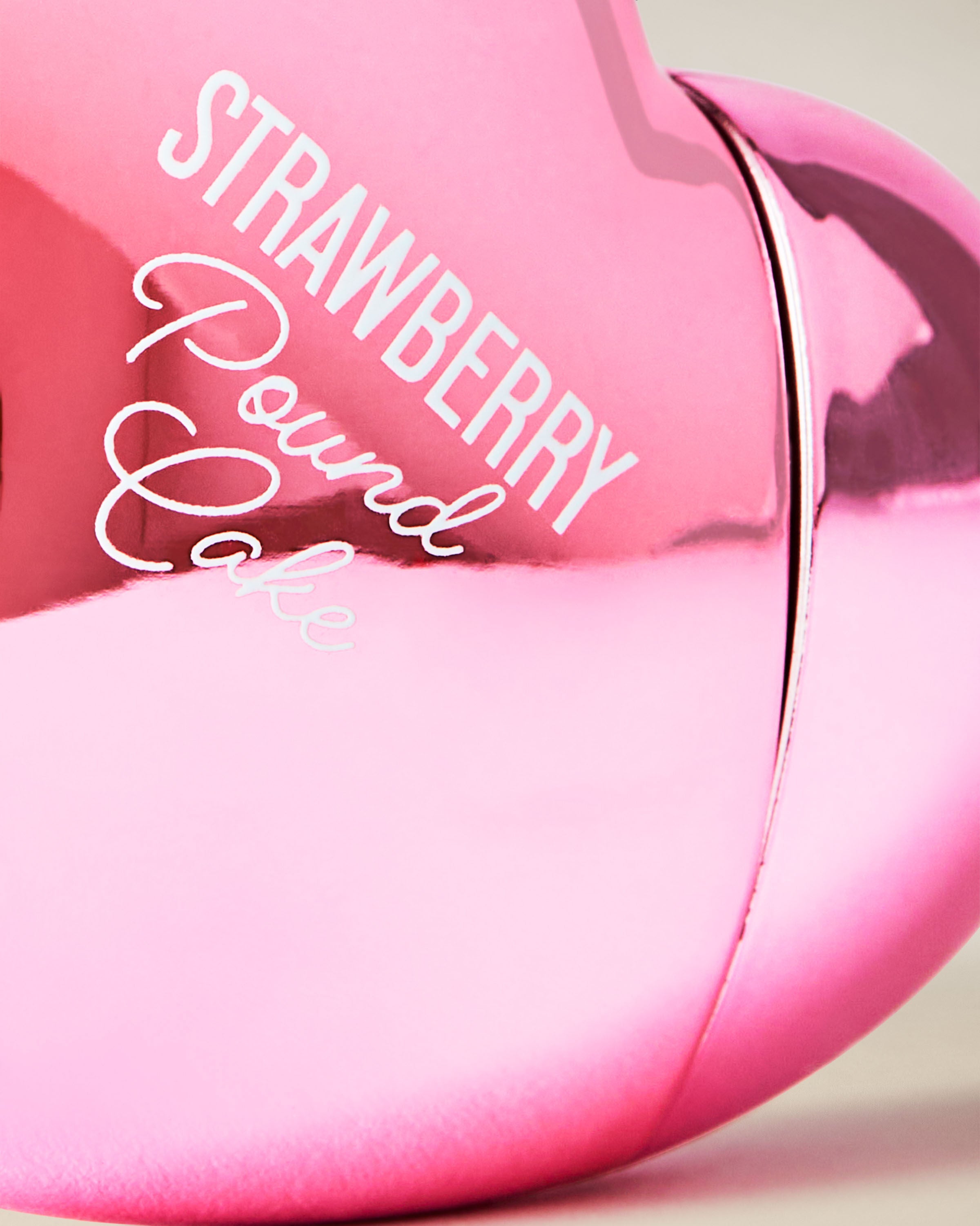 Lip Oil Strawberry Pound Cake 0.25 oz / 7ml - Image 2
