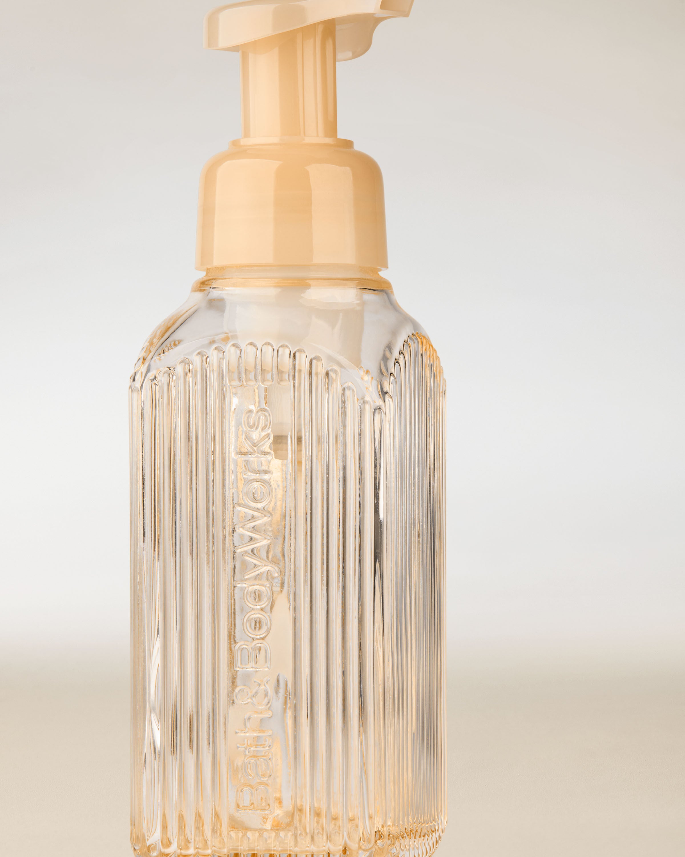 Gentle & Clean Foaming Hand Soap Dispenser Cream Vertical Lines - Image 2