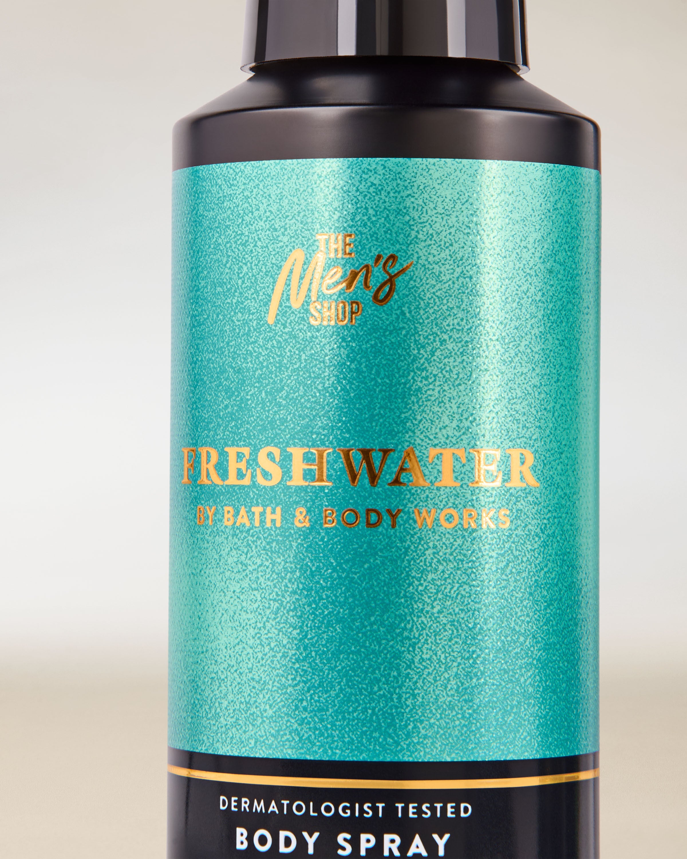 Body Spray Freshwater 3.7 oz / 104 g - Image 2