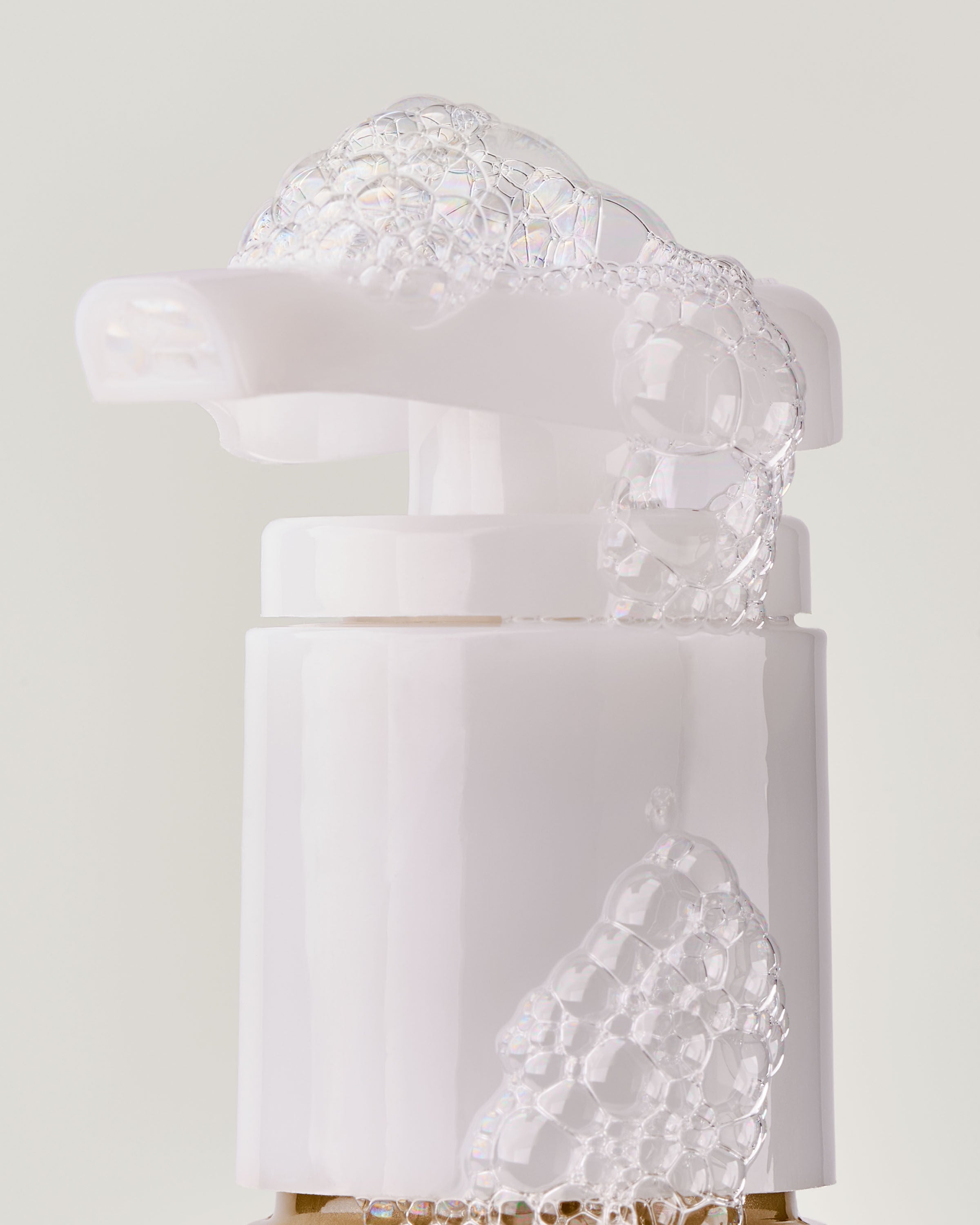 Cleansing Gel Hand Soap Coconut Breeze 8 fl oz / 236 ml - Image 5
