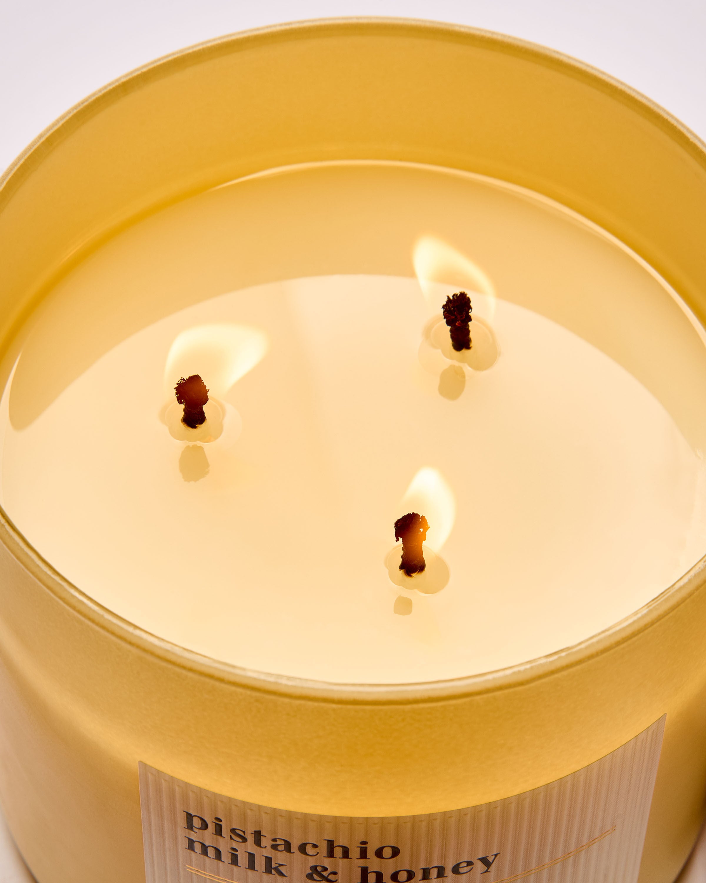 3-Wick Candle Pistachio Milk & Honey 14.5 oz / 411 g - Image 5