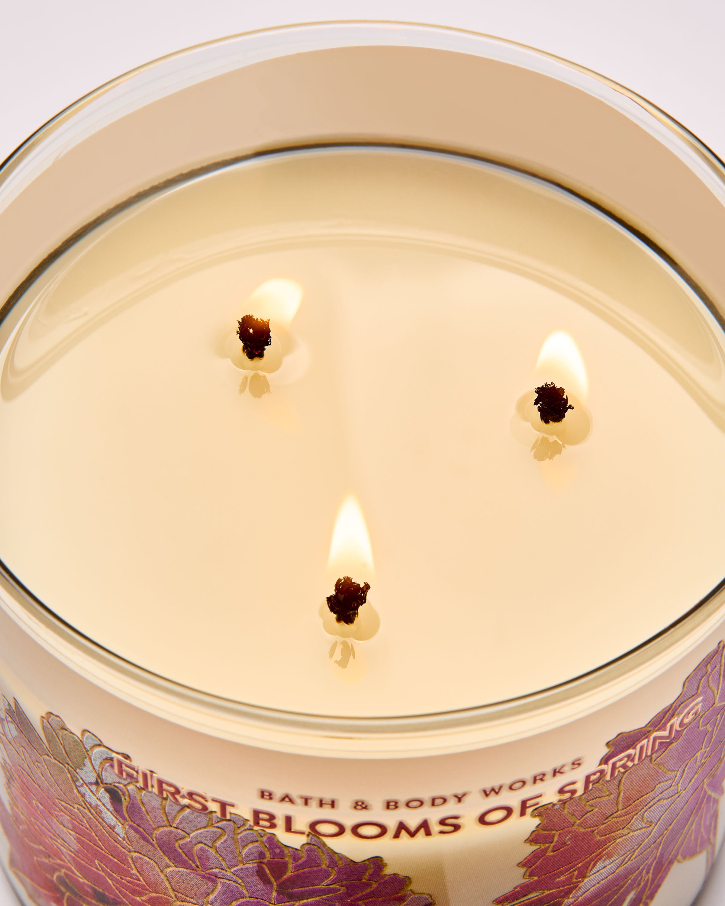 3-Wick Candle First Blooms Of Spring 14.5 oz / 411 g - Image 5