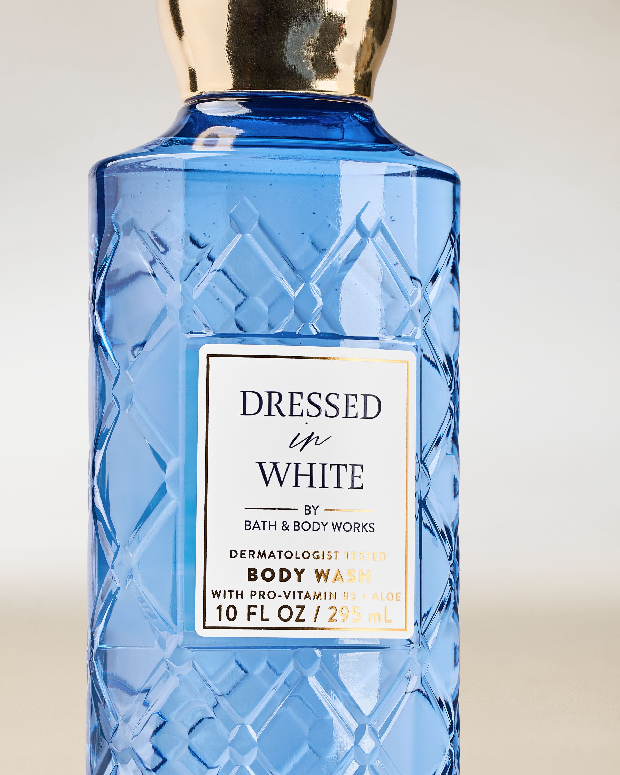 Body Wash Dressed In White 10 fl oz / 295 ml - Image 2