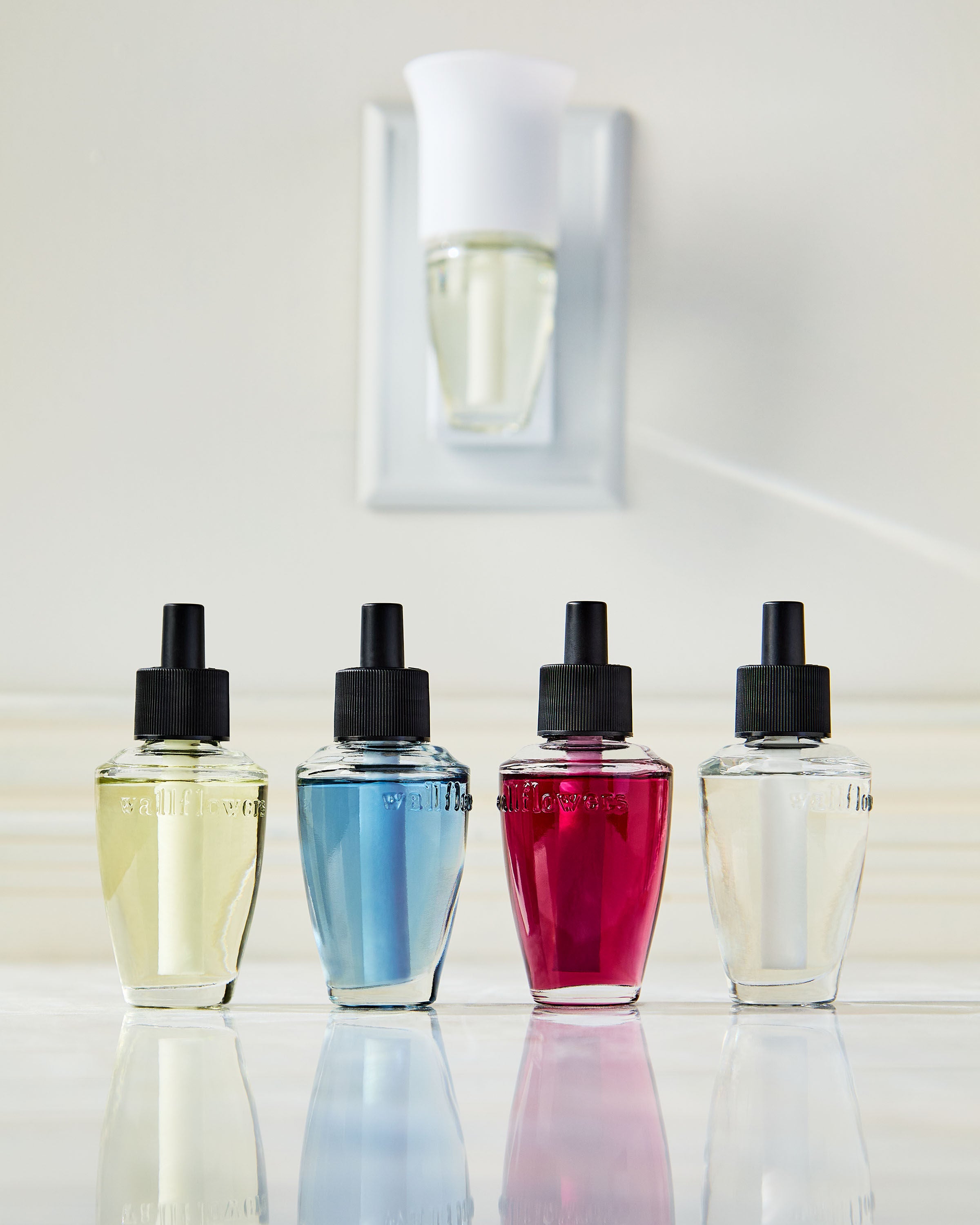 Wallflowers Refills 2-Pack Bourbon 2 fragrance bulbs 0.8 fl oz / 24 ml per bulb total net 1.6 fl oz / 48 ml - Image 5