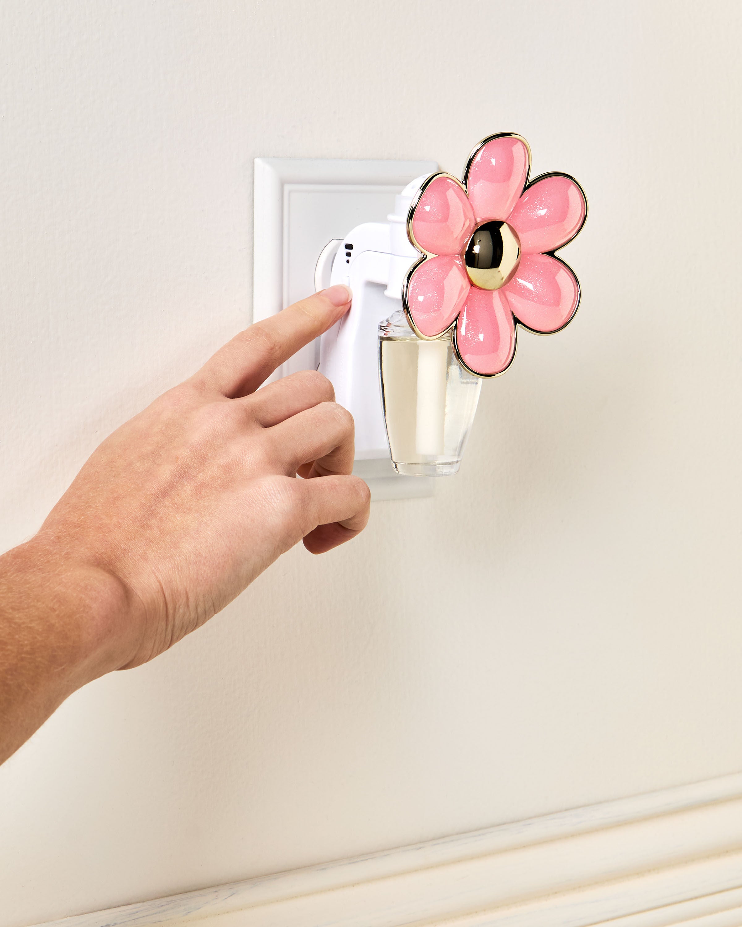 Wallflowers Fragrance Plug Daisy Scent Control™ Nightlight - Image 5