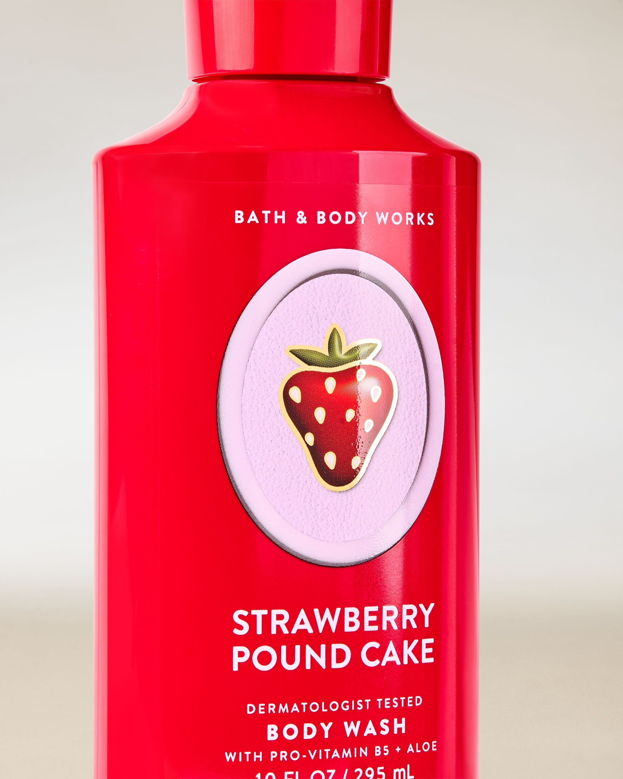 Body Wash Strawberry Pound Cake 10 fl oz / 295 ml - Image 2