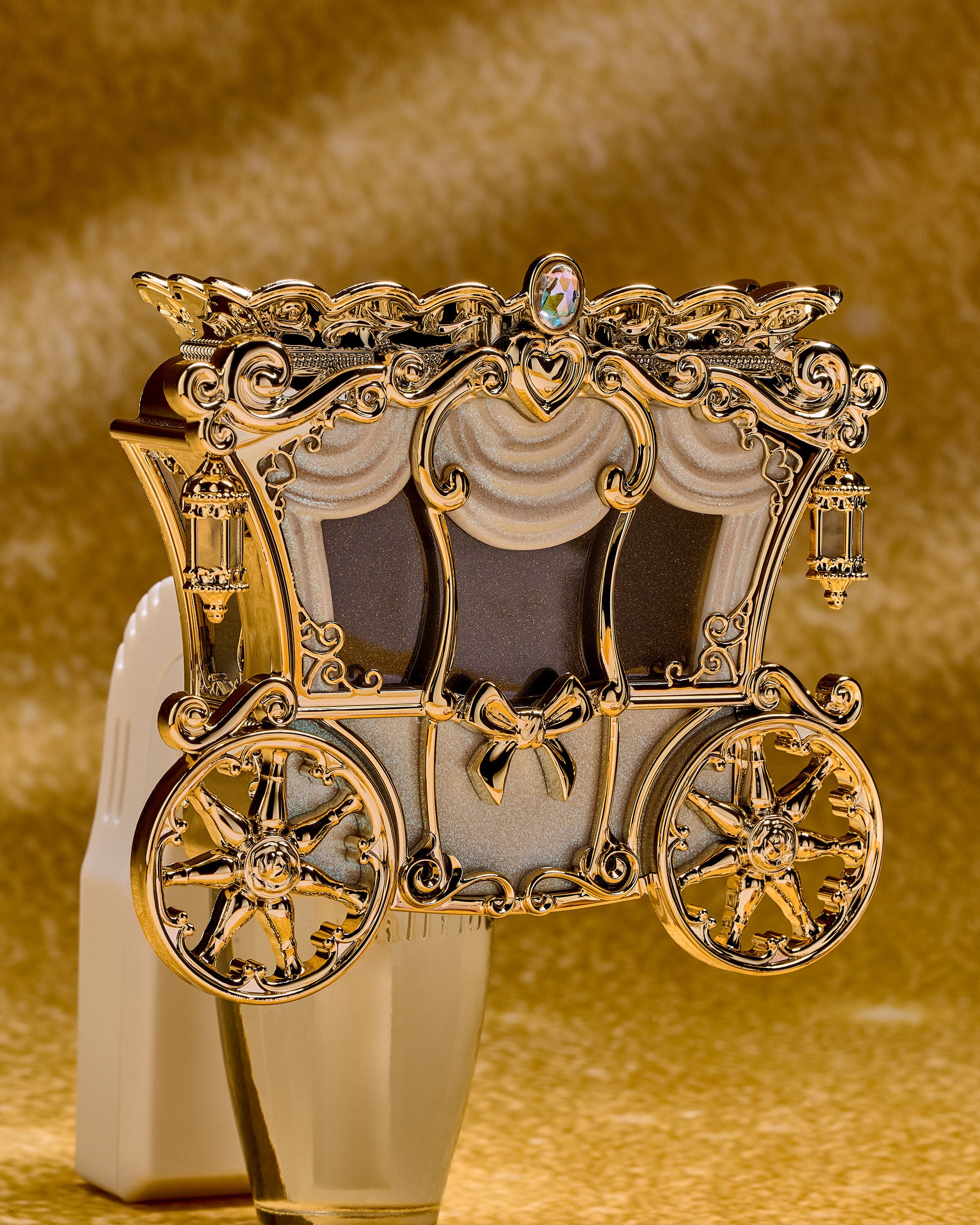 Wallflowers Fragrance Plug Disney Princess Carriage Projector Nightlight - Image 2