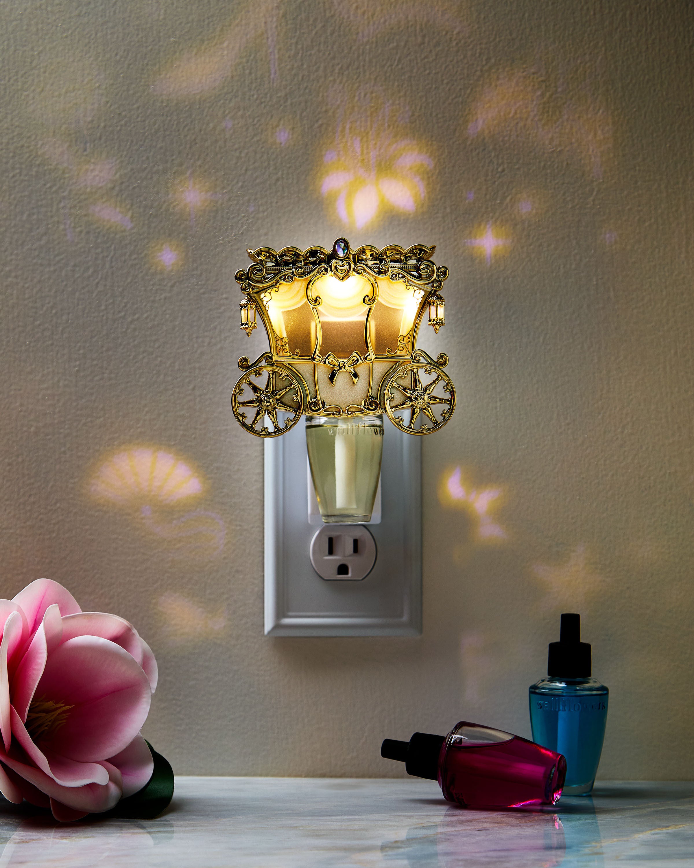 Wallflowers Fragrance Plug Disney Princess Carriage Projector Nightlight - Image 4