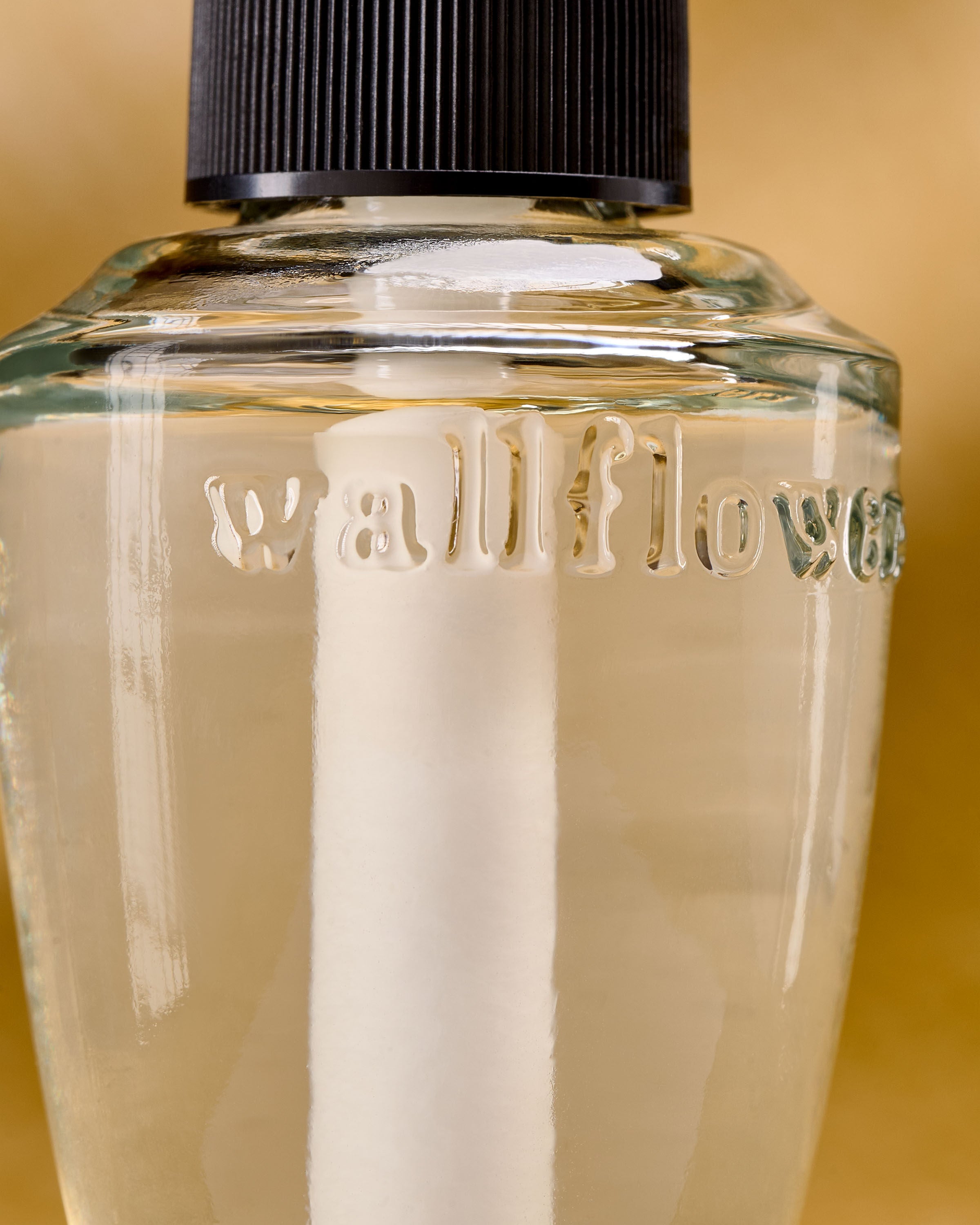 Wallflowers Fragrance Refill Life's a Fairytale 0.8 fl oz / 24 ml - Image 2