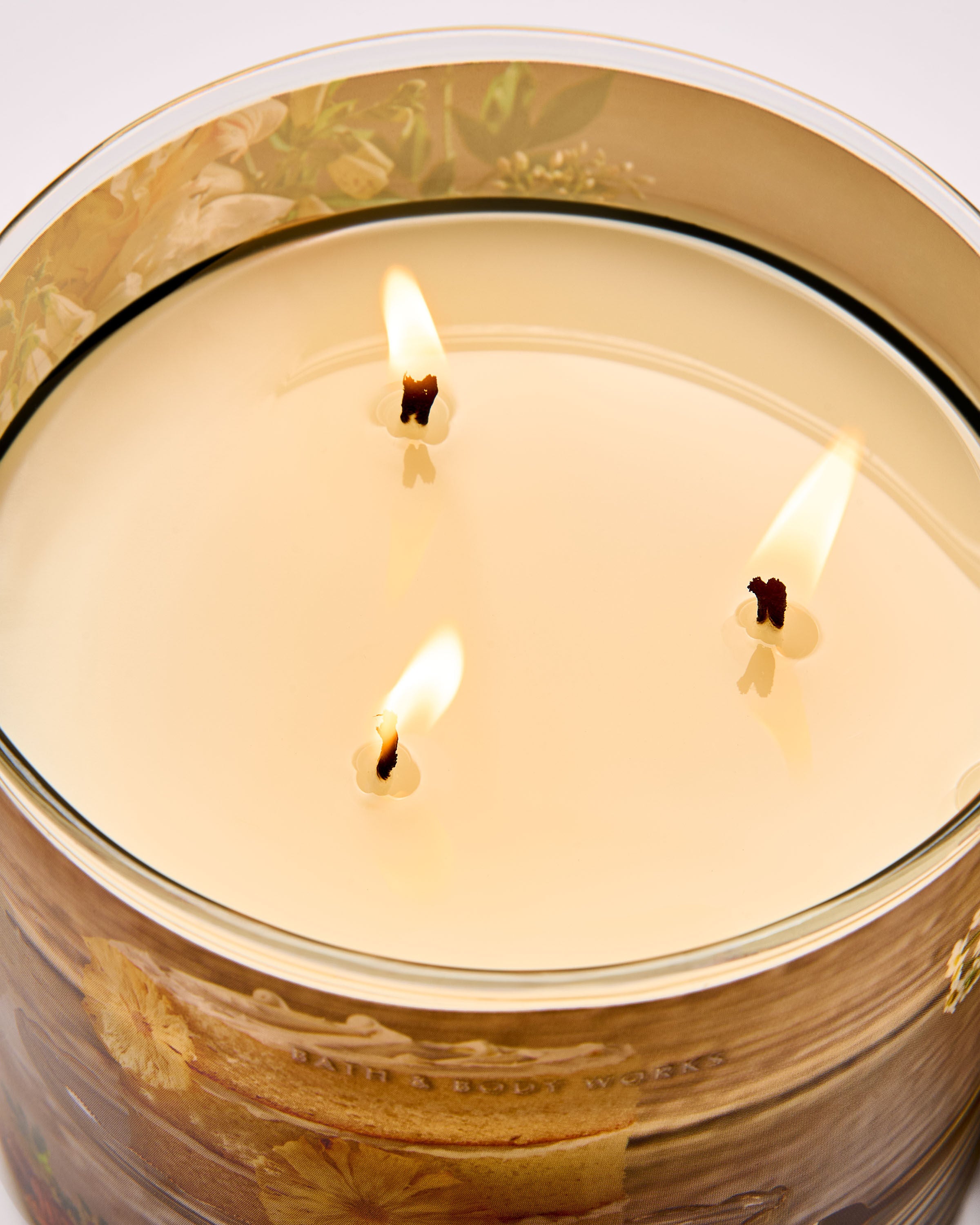 3-Wick Candle Hummingbird Tea Cake 14.5 oz / 411 g - Image 4