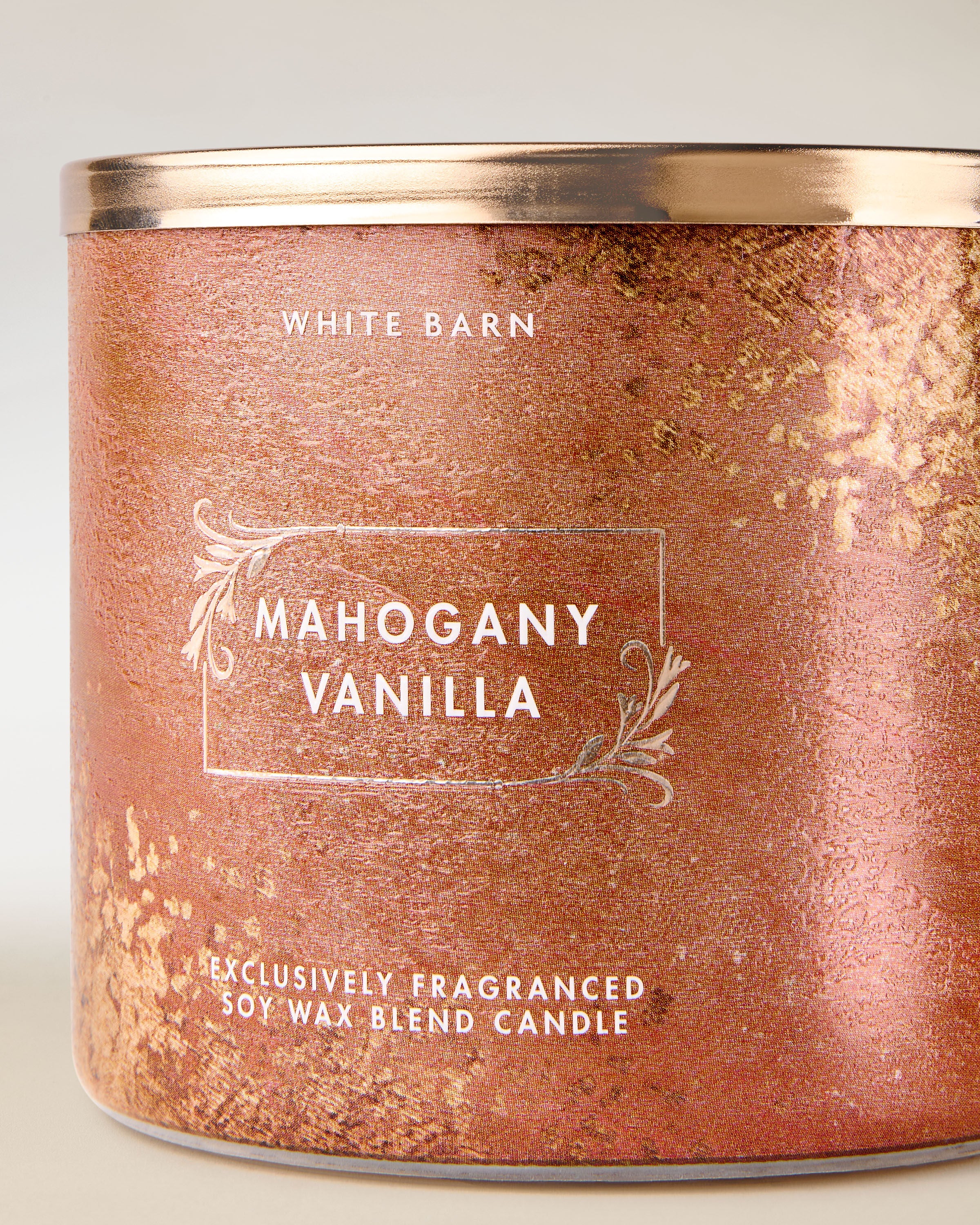 3-Wick Candle Mahogany Vanilla 14.5 oz / 411 g - Image 2