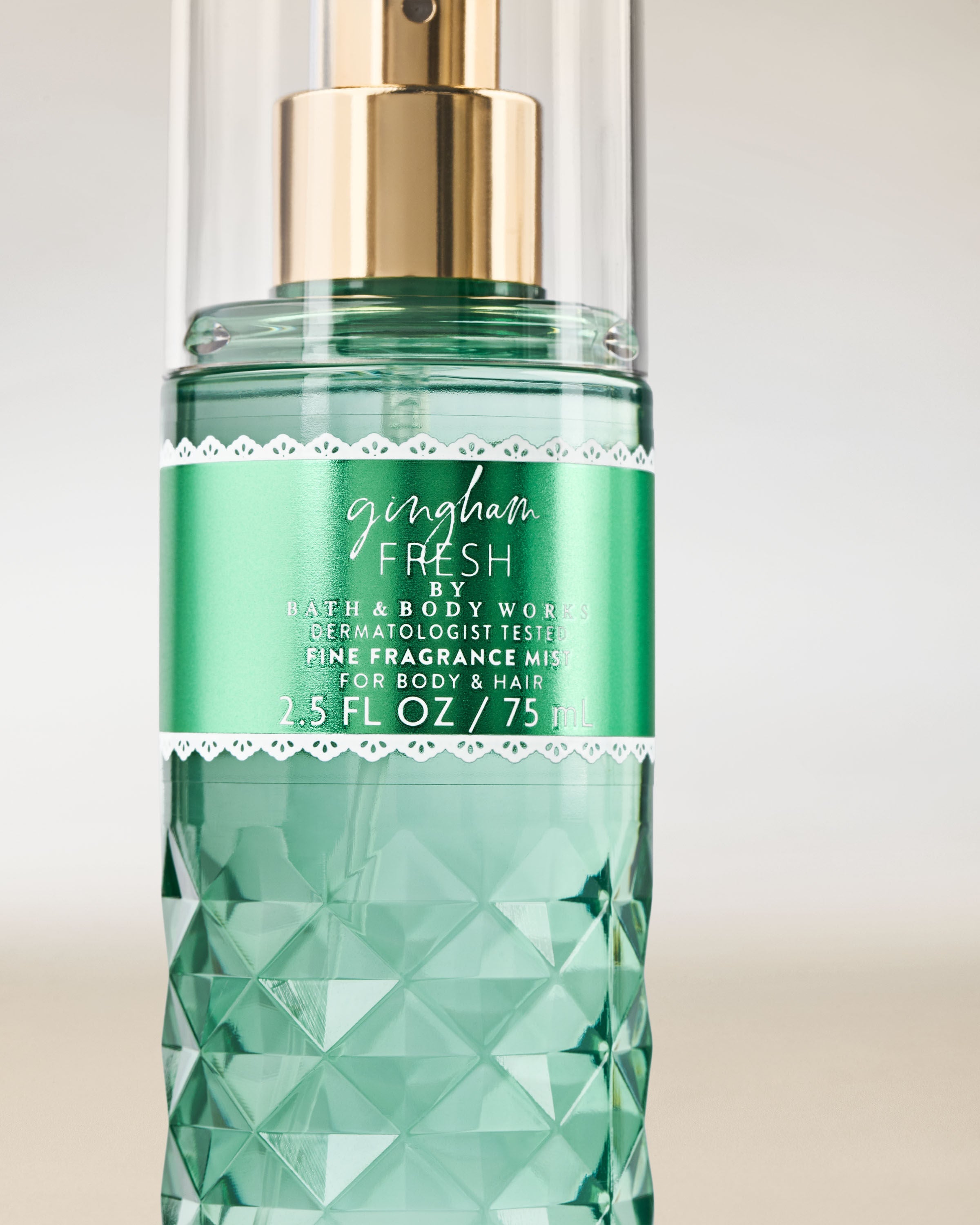 Travel Size Fine Fragrance Mist Gingham Fresh 2.5 fl oz / 75 ml - Image 2