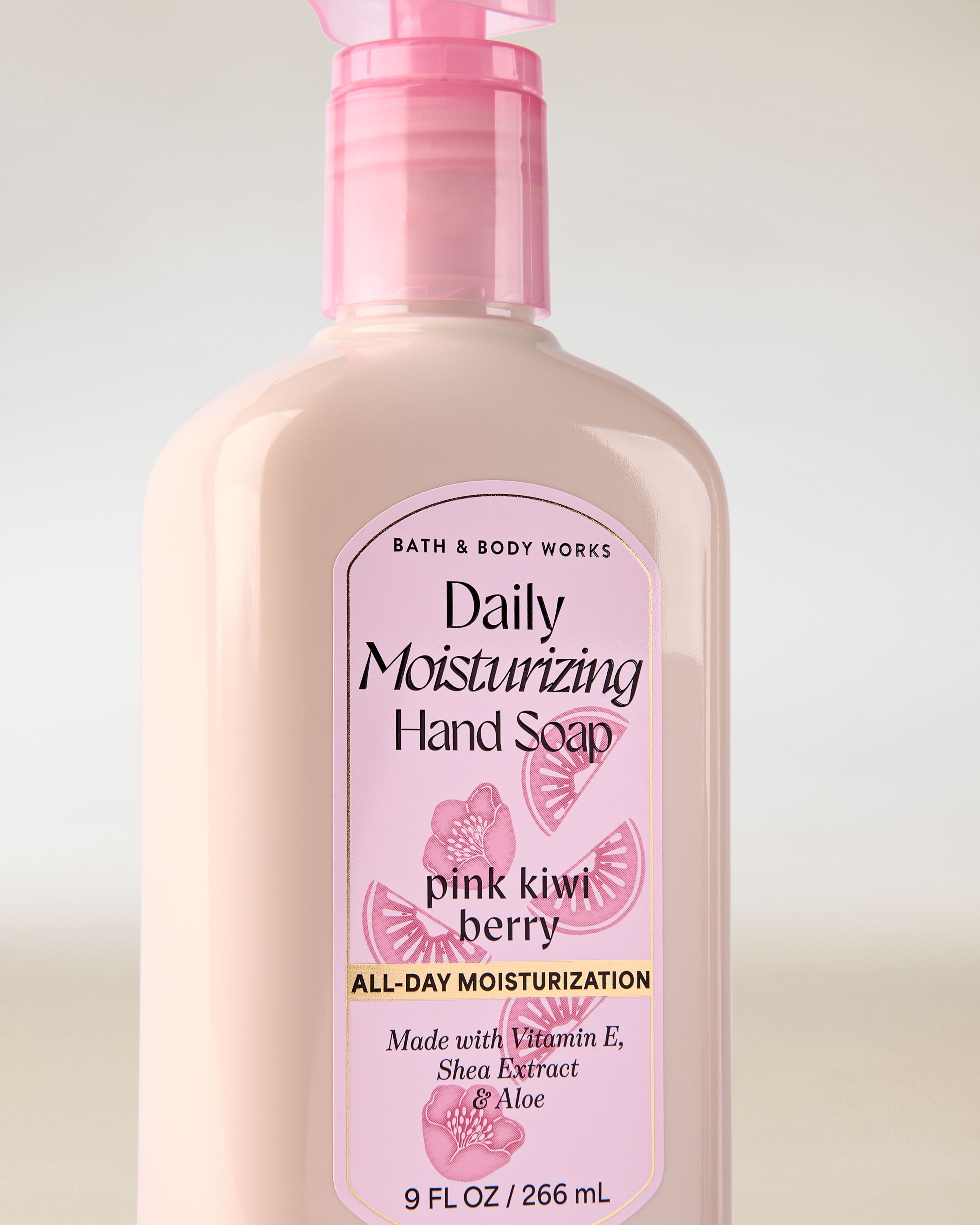 Daily Moisturizing Hand Soap Pink Kiwi Berry 9.0 fl oz/ 266 ml - Image 2