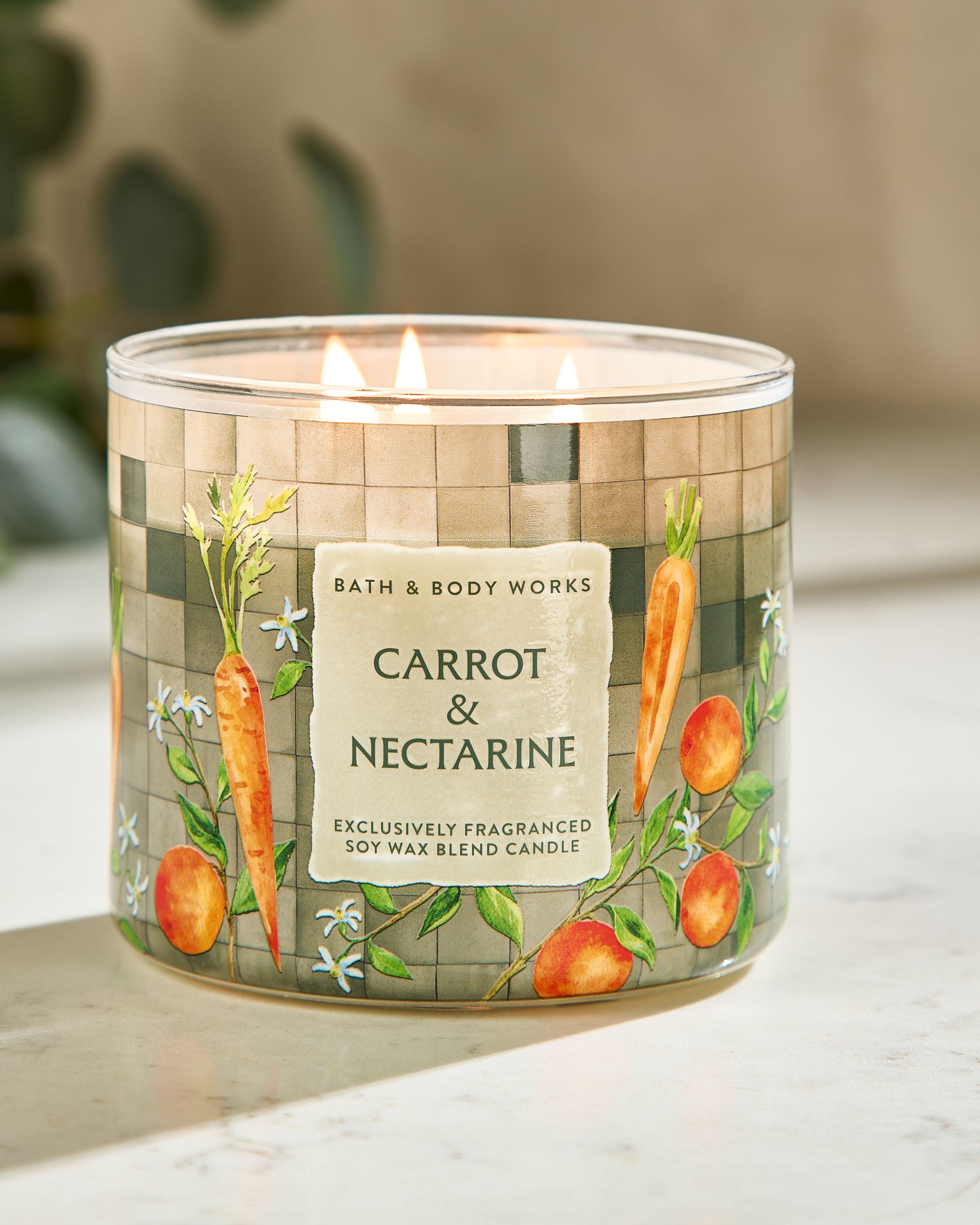 3-Wick Candle Carrot & Nectarine 14.5 oz / 411 g - Image 6