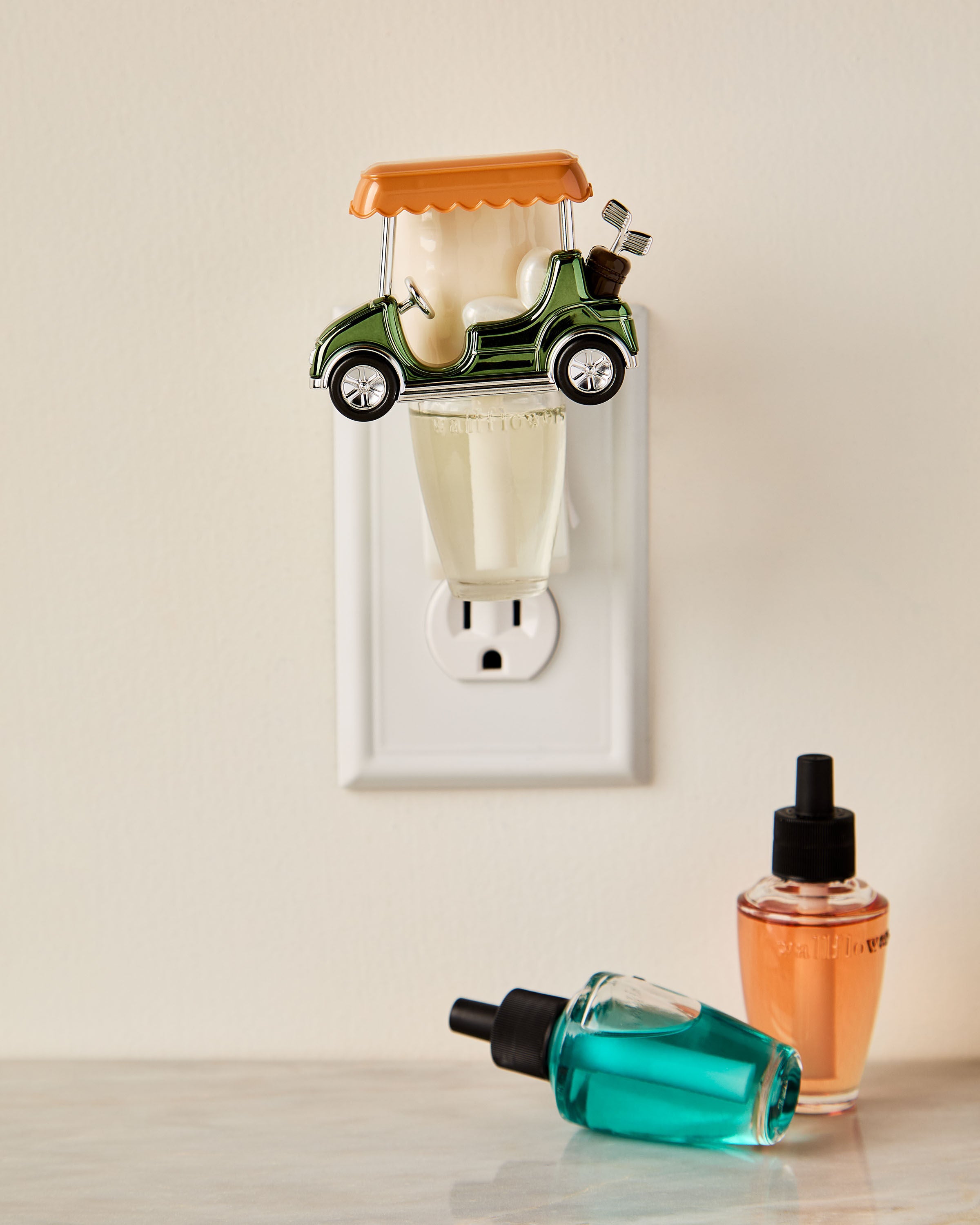 Wallflowers Fragrance Plug Golf Cart Scent Control™ - Image 6