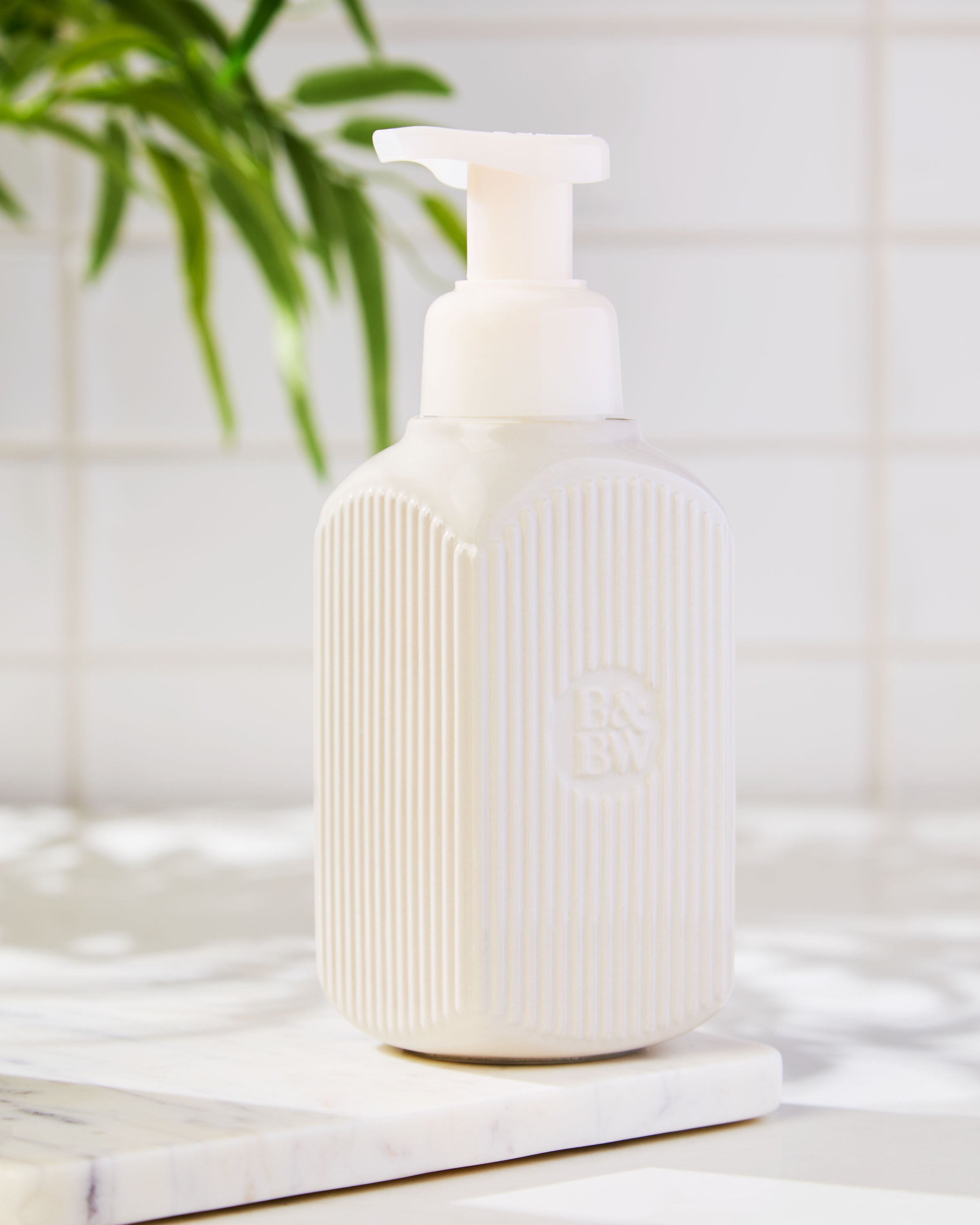 Gentle & Clean Foaming Hand Soap Dispenser Cream Ceramic - Image 3