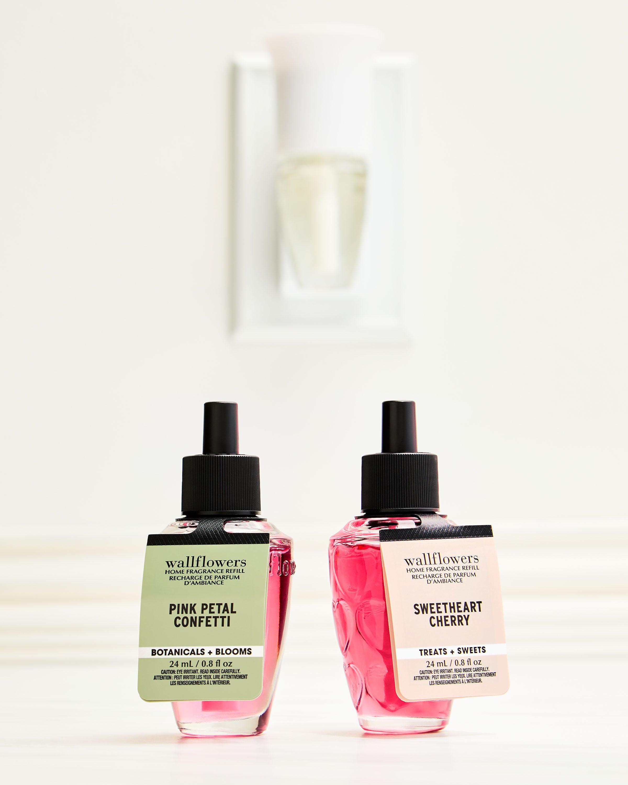 Wallflowers Fragrance Refill Pink Petal Confetti 0.8 fl oz / 24 ml - Image 5