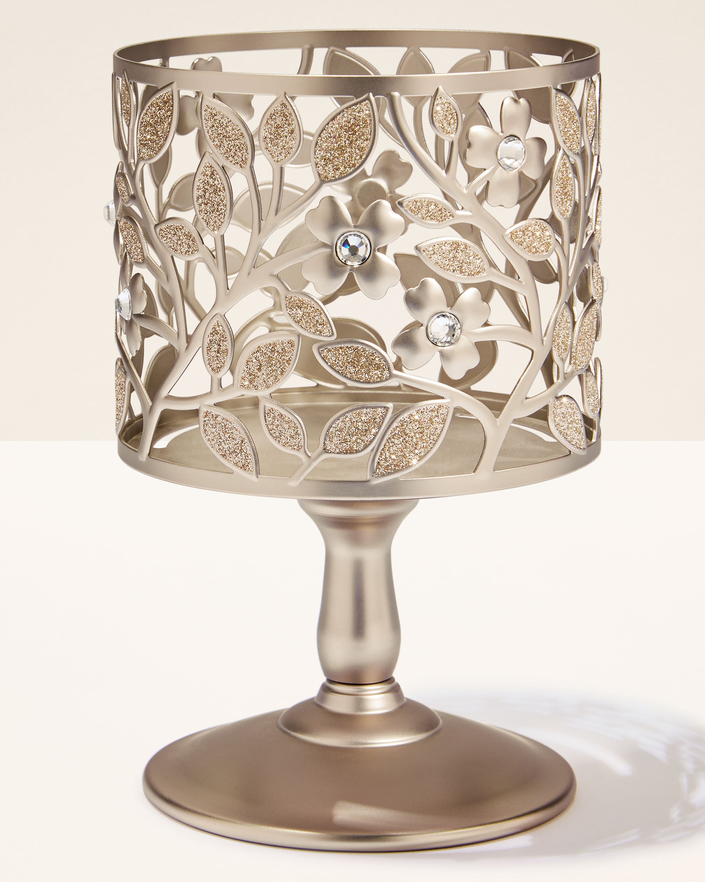 3-Wick Candle Holder Dogwood Pedestal