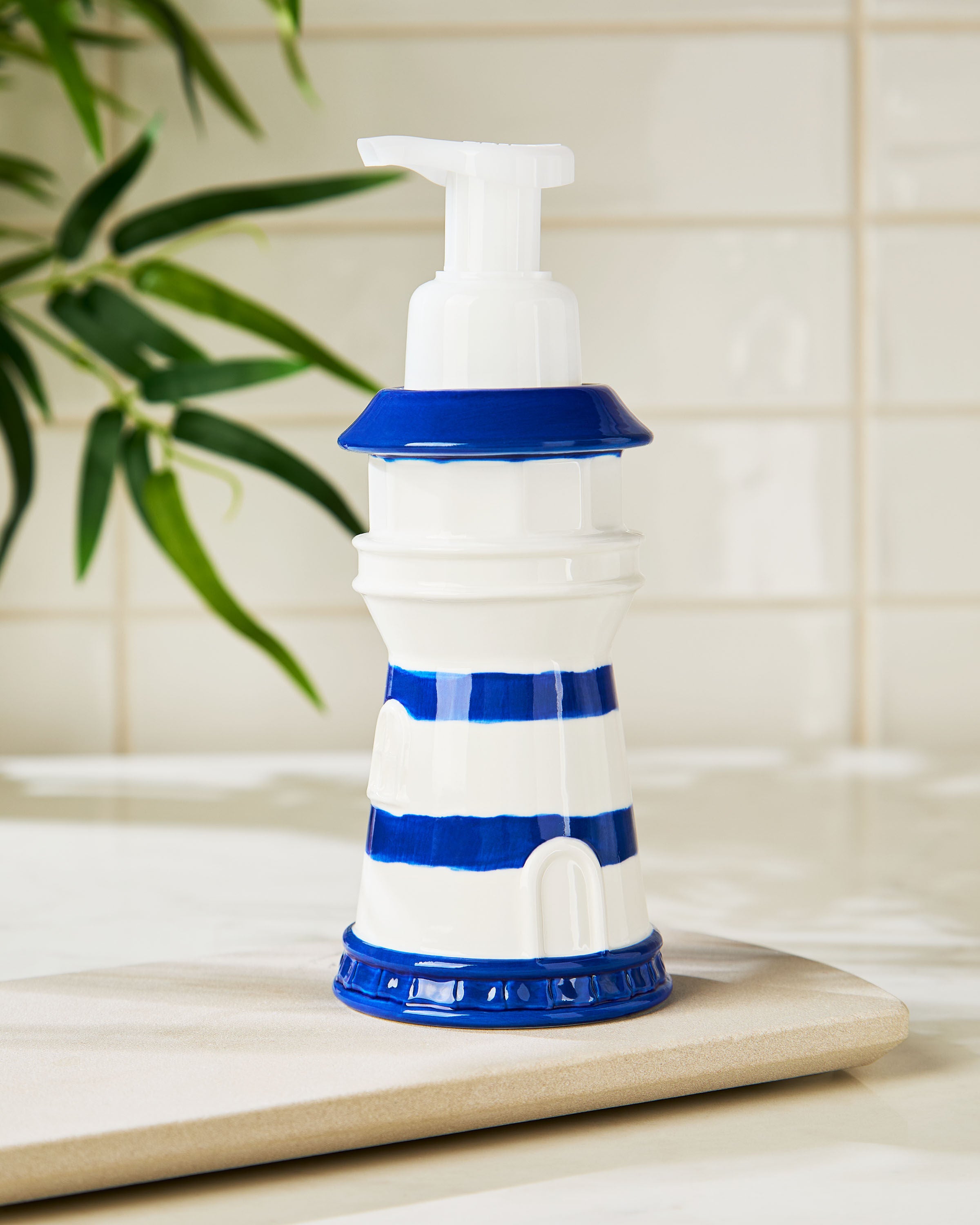 Gentle & Clean Foaming Hand Soap Dispenser Lighthouse - Image 3