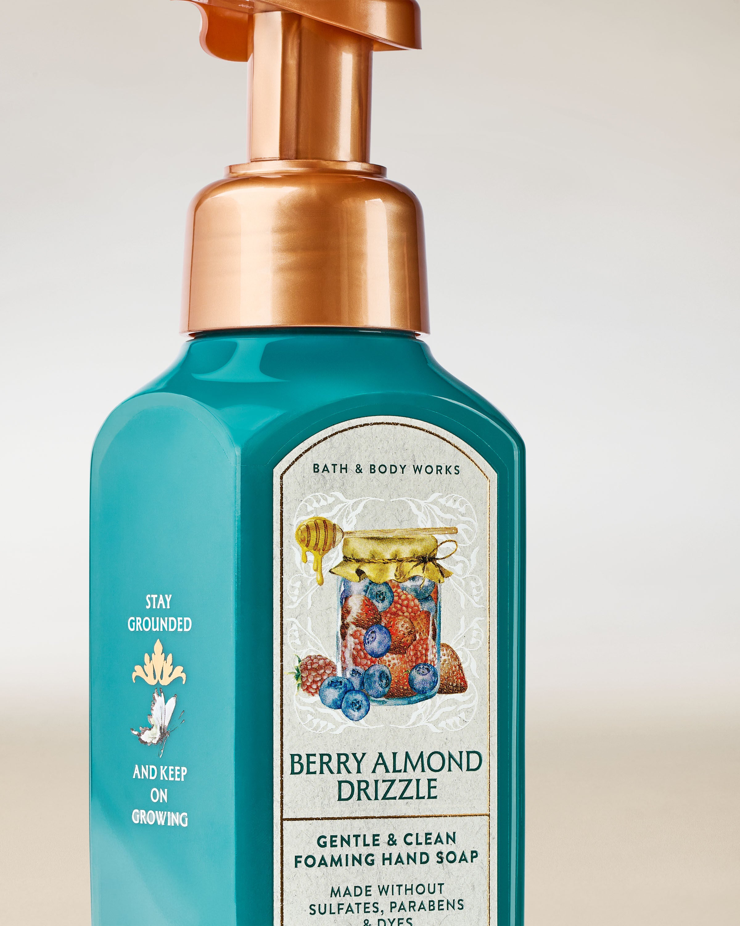 Gentle & Clean Foaming Hand Soap Berry Almond Drizzle 8.75 fl oz / 259 ml - Image 2