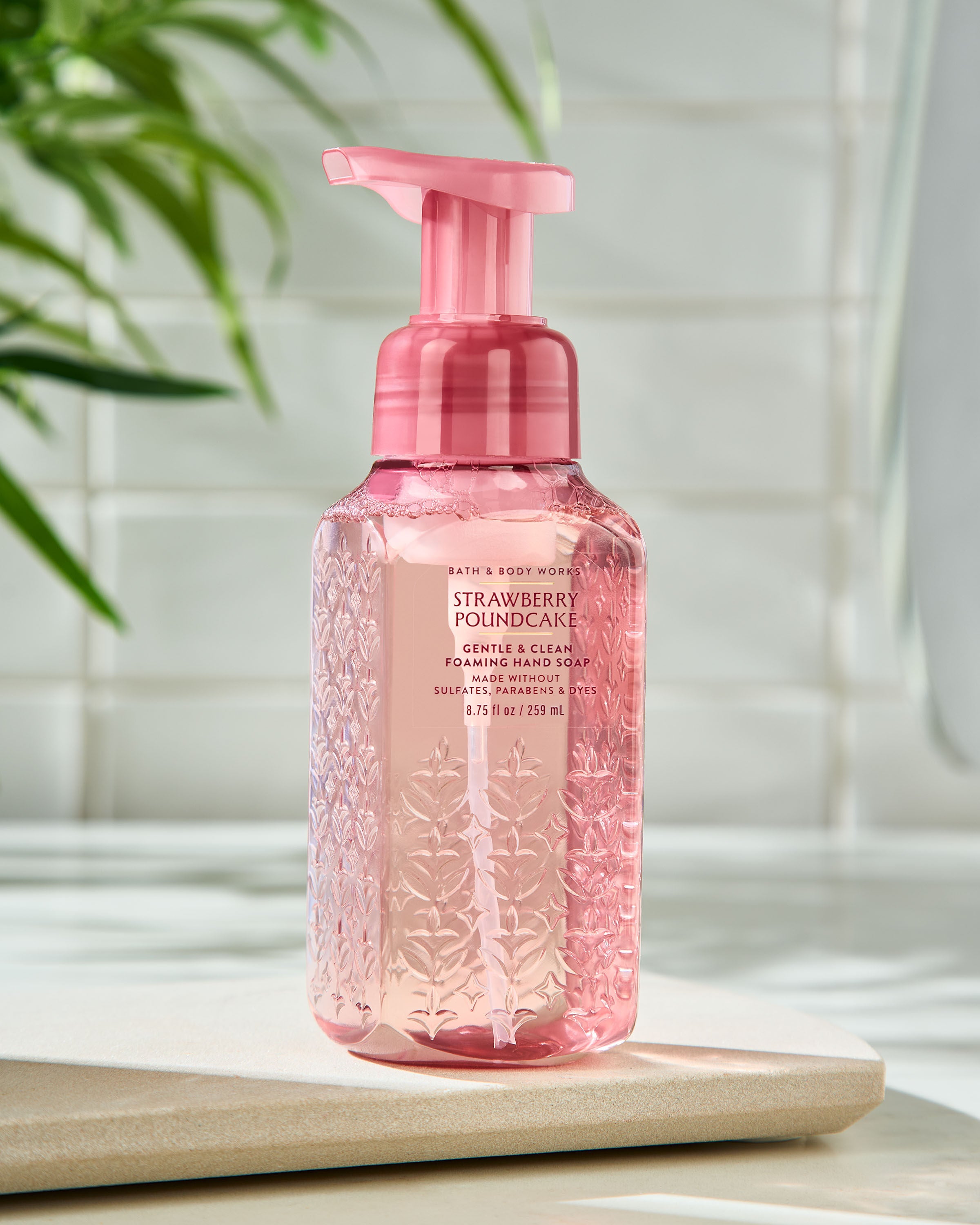 Gentle & Clean Foaming Hand Soap Strawberry Poundcake 8.75 fl oz / 259 ml - Image 7