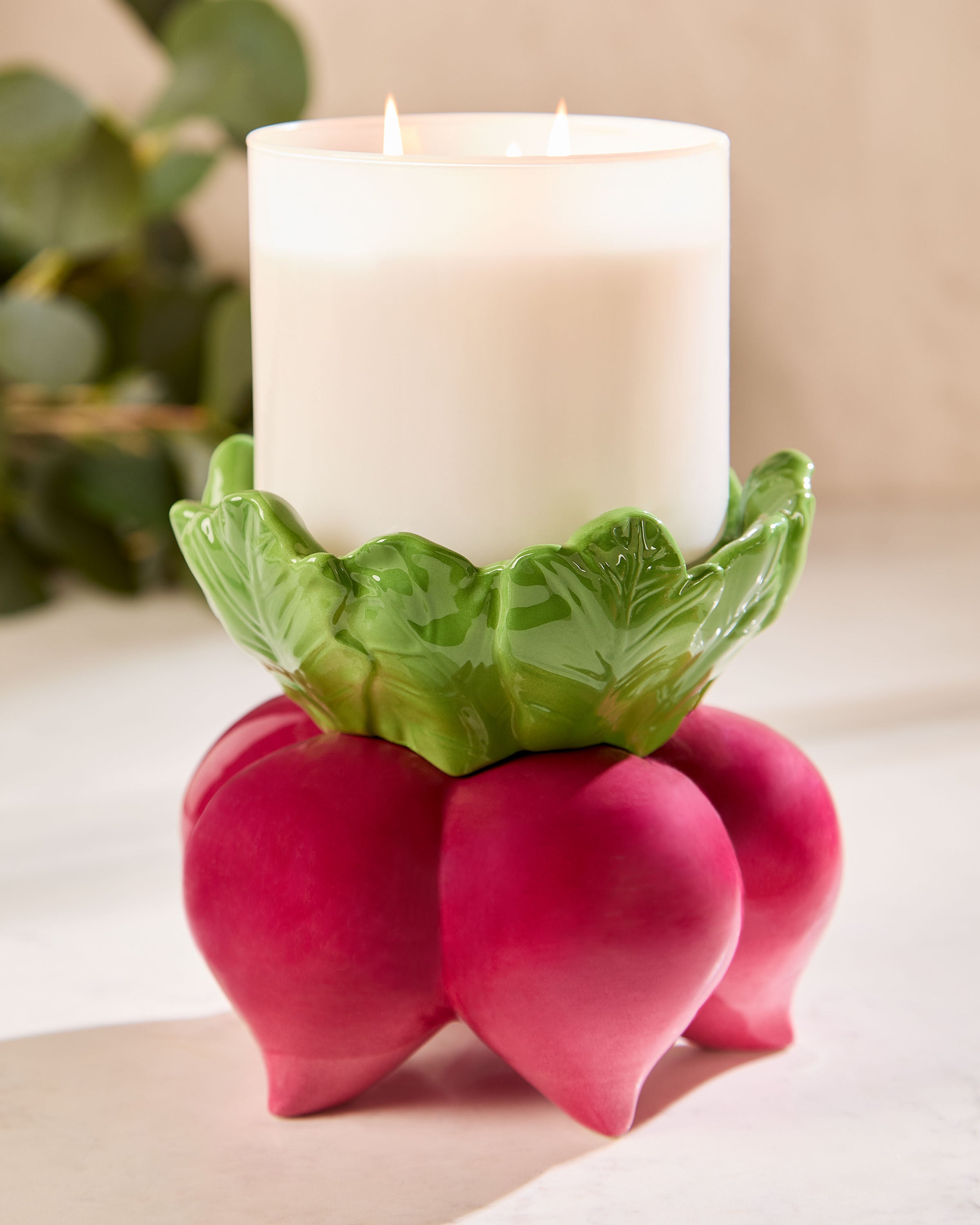 3-Wick Candle Holder Beet Pedestal